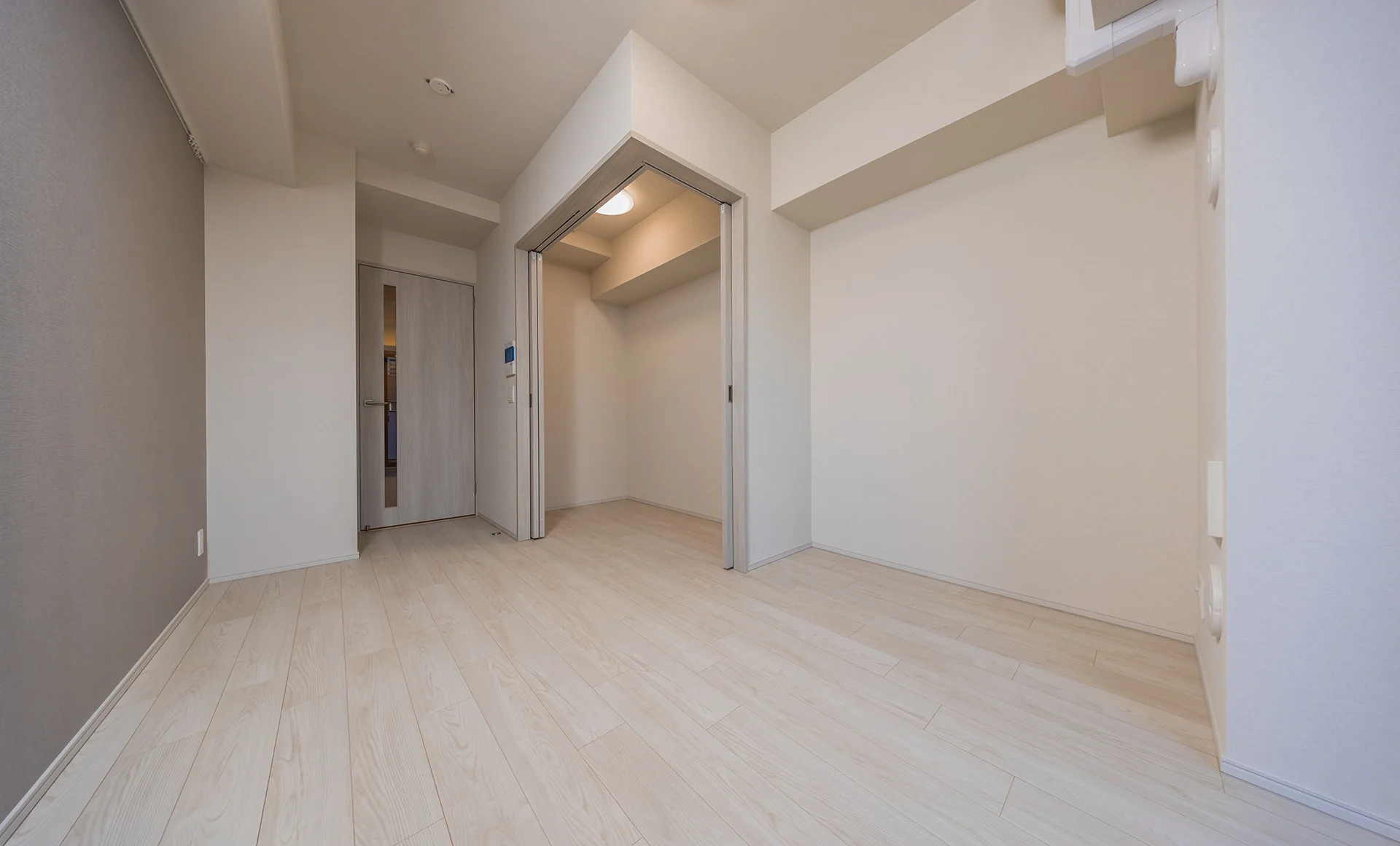 422号室/19Atype/2K(リビングルーム)