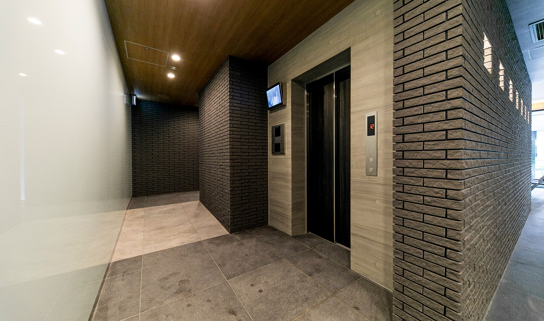 ELEVATOR HALL