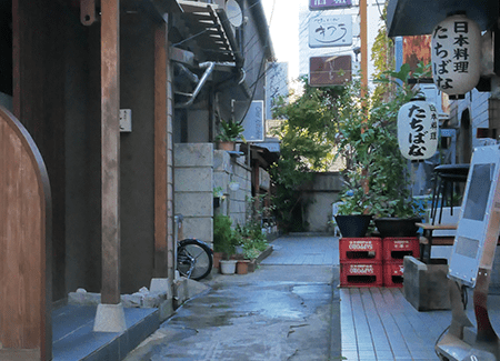 荒木町の街並み