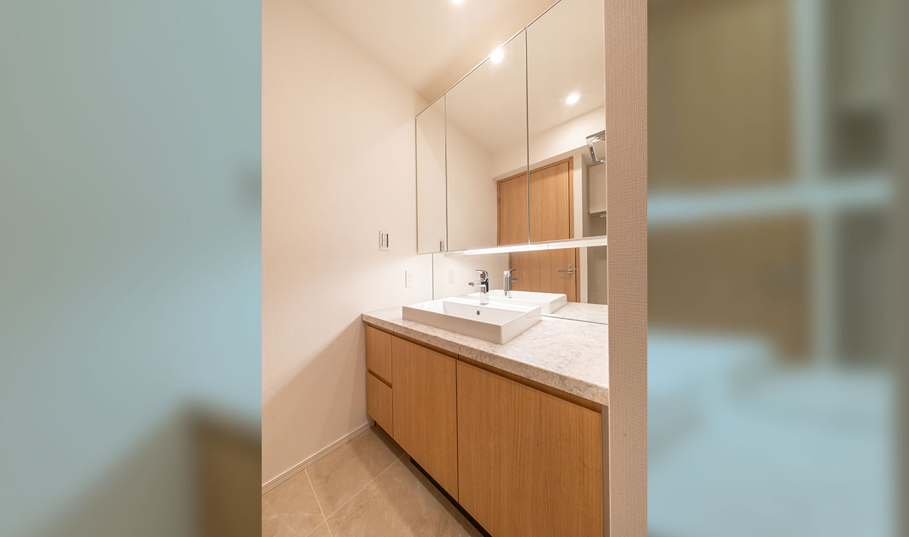 Powder Room