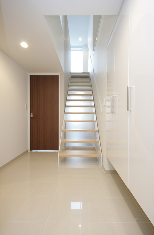 Hall / M2 type