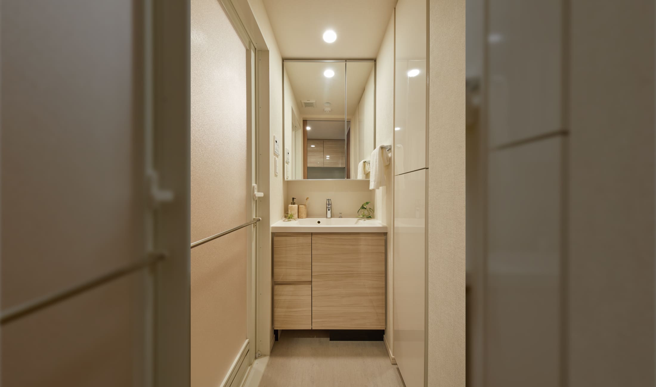 Powder Room