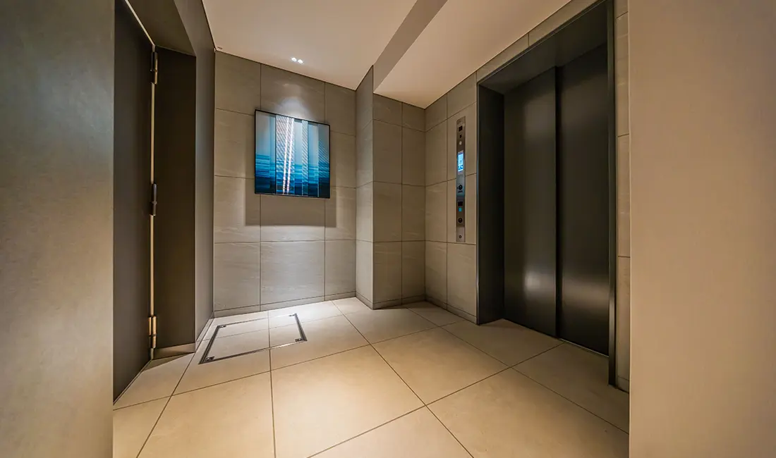 エレベーターホール