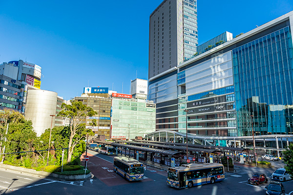 横浜駅西口周辺