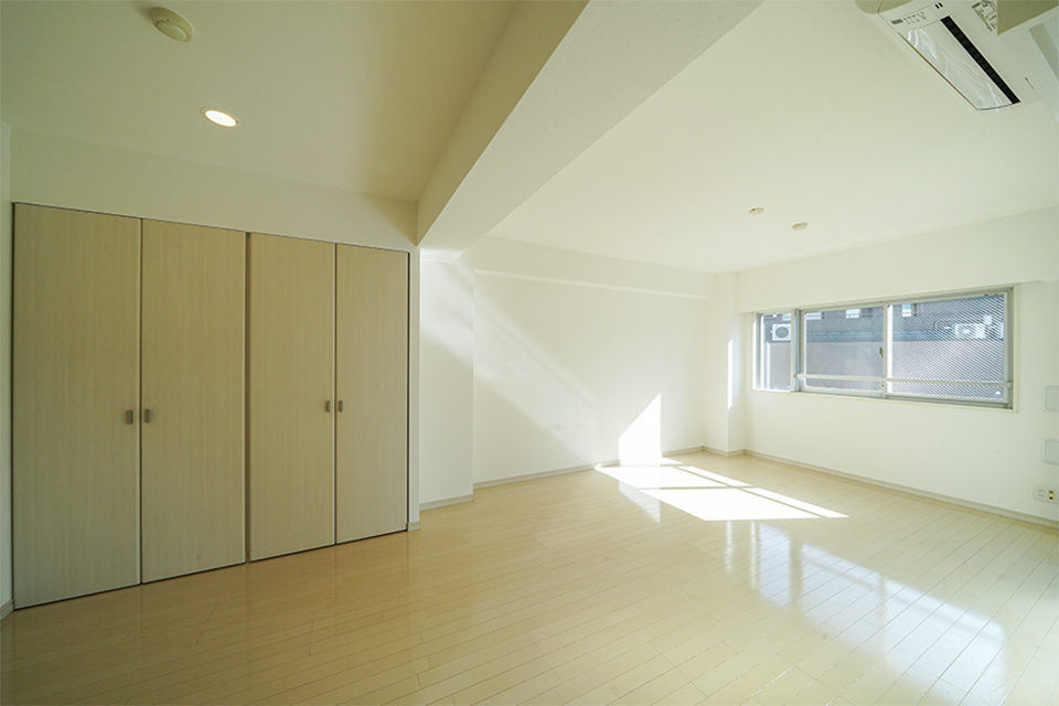 寝室(303号室)