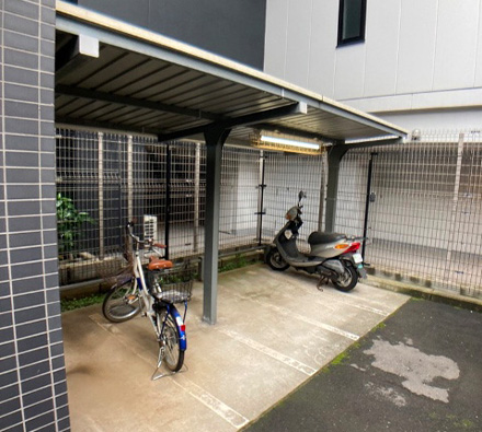 バイク置き場・駐輪場