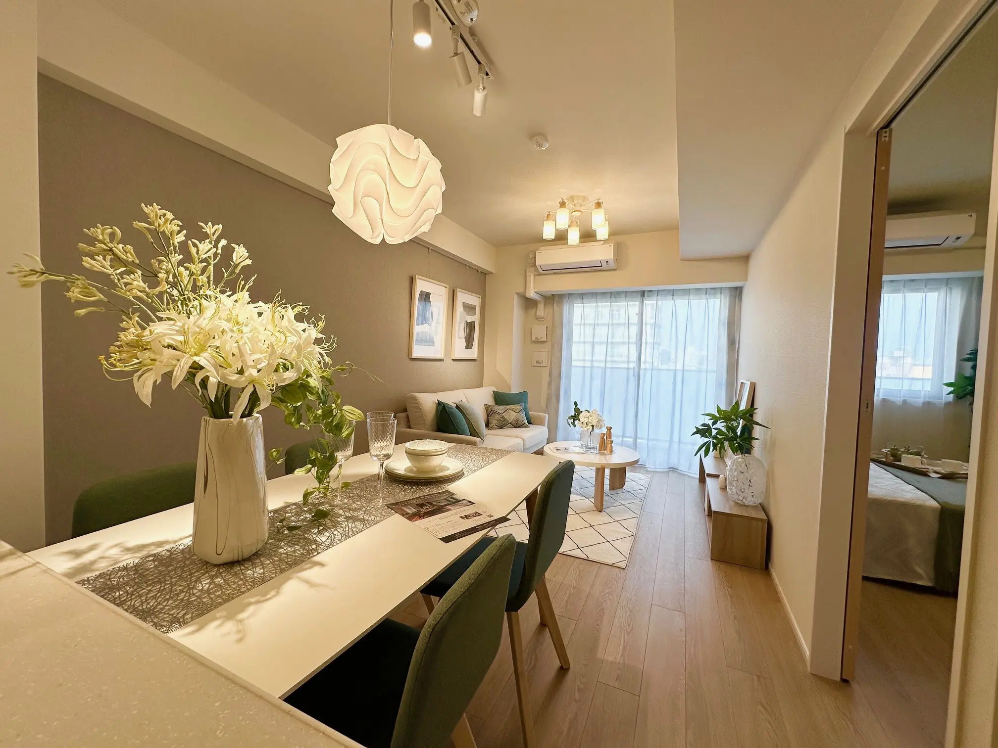 528号室/E-B1タイプ