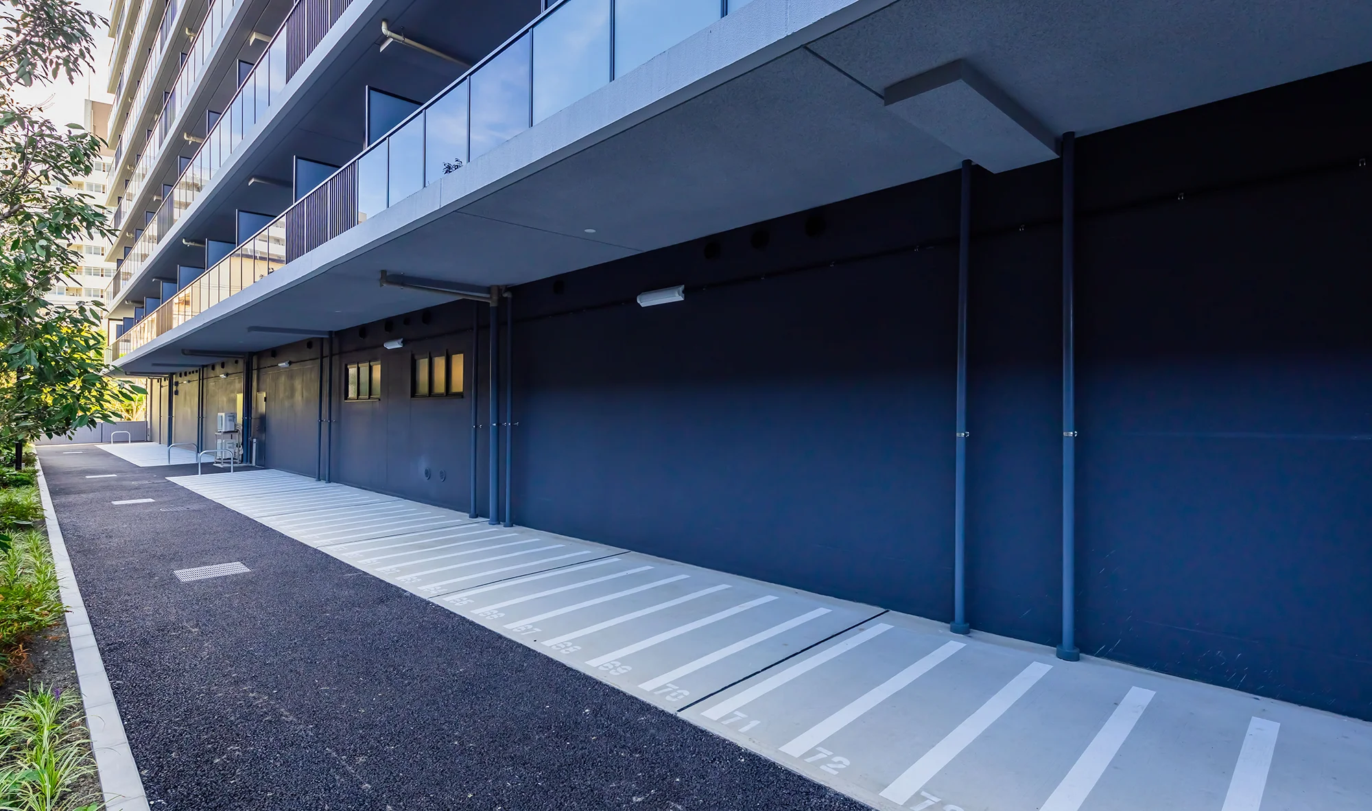 ノース棟：平置き自転車置き場