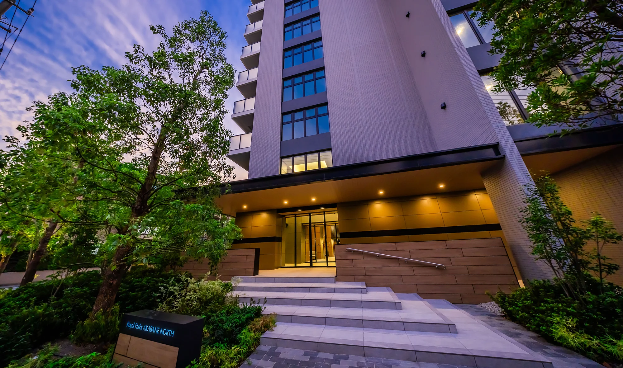 ノース棟：エントランス