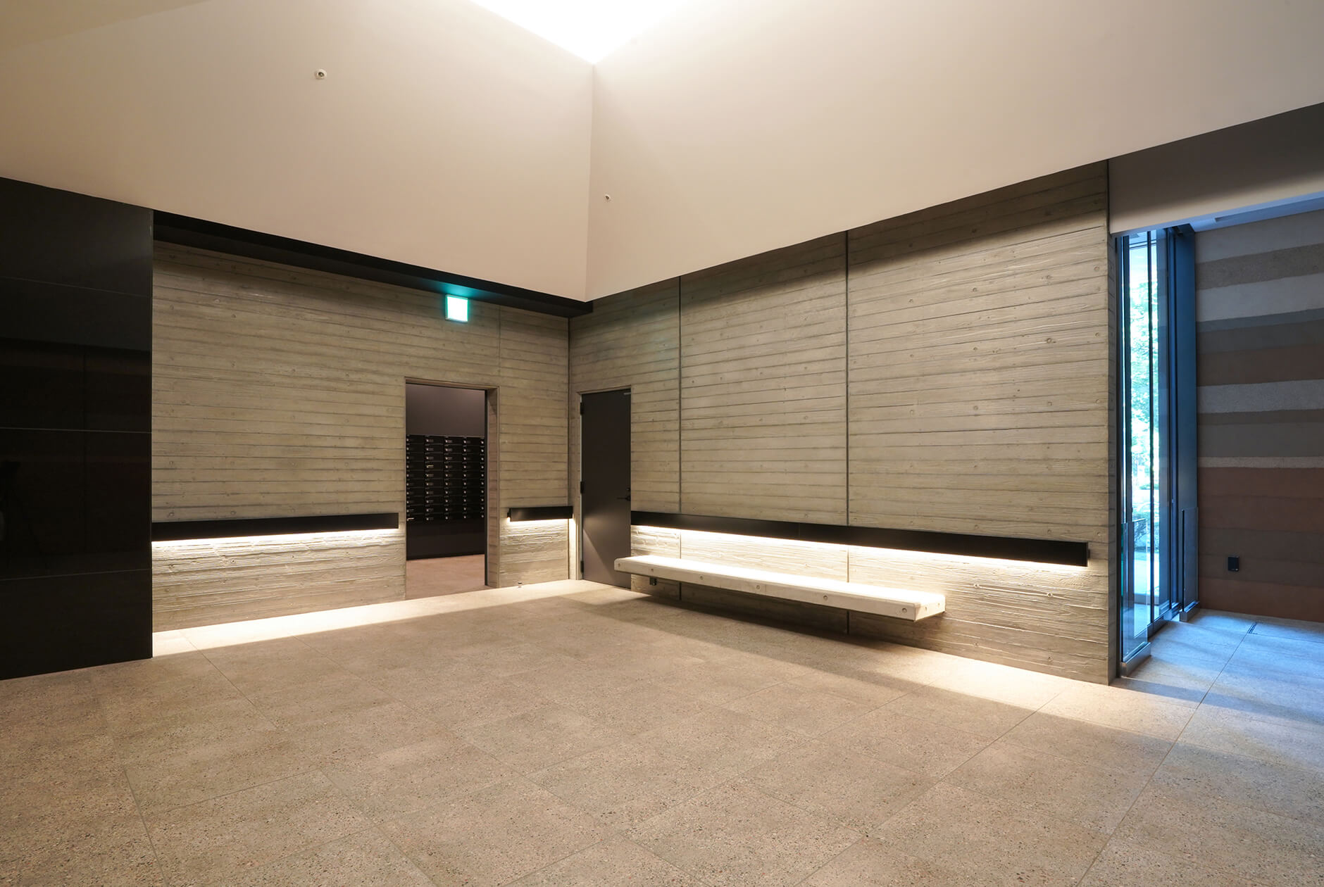 エントランスホール