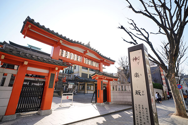 神楽坂通り