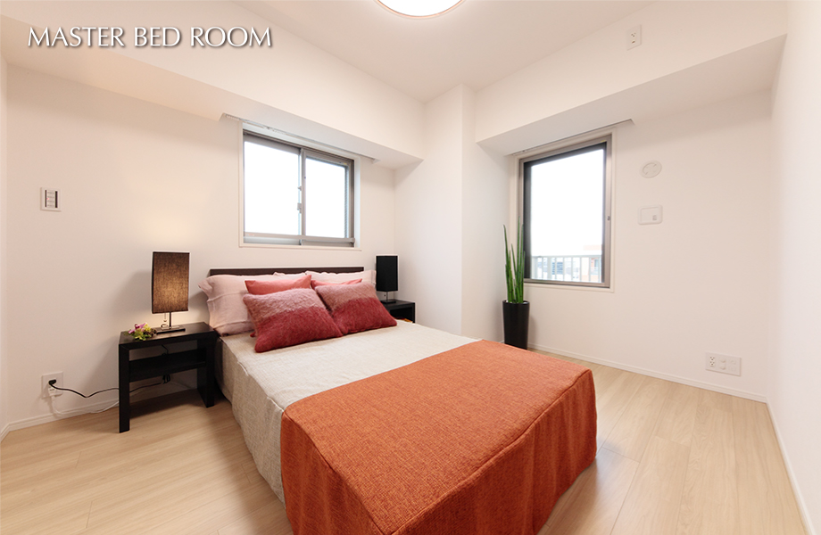 MASTER BED ROOM