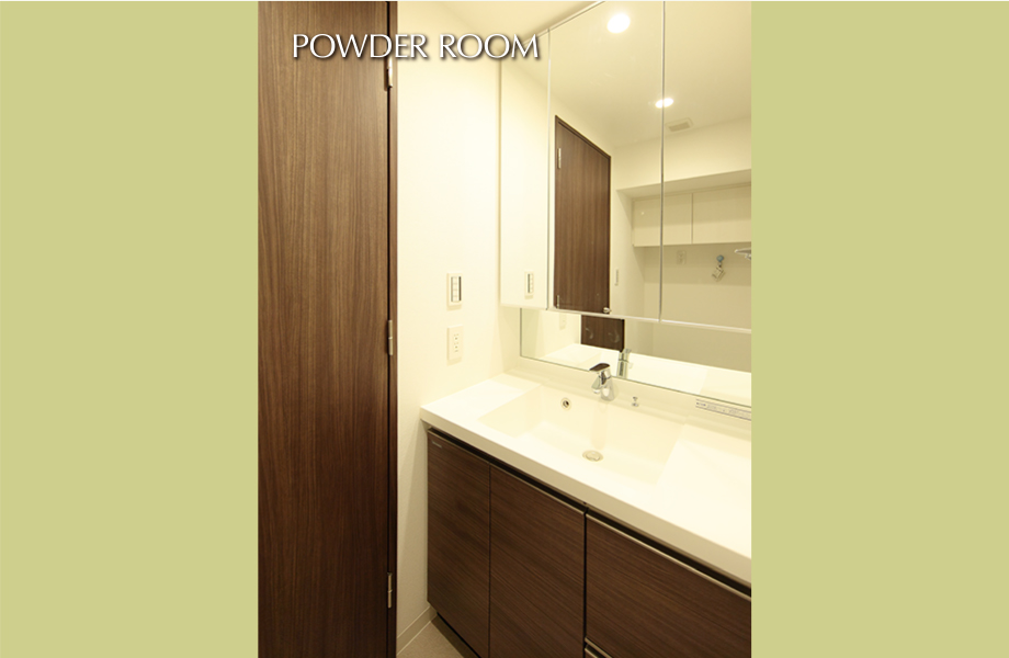 POWDER ROOM